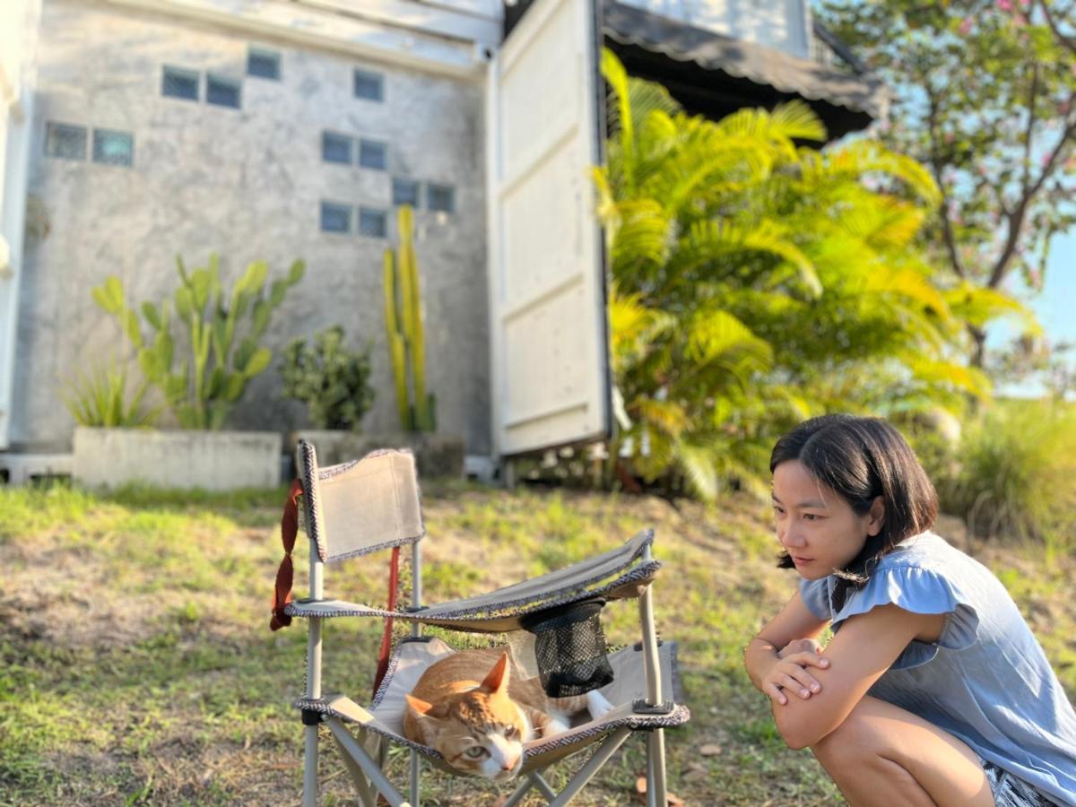 บ้าน Guh Uthai Thani Bagian luar foto
